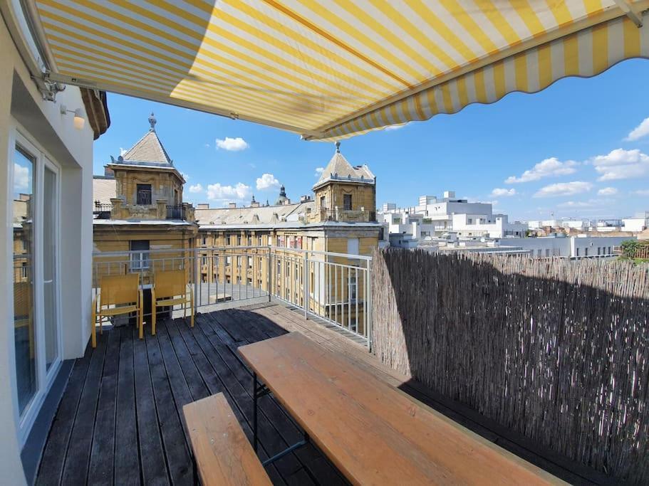 Beauty On The Rooftop With Ac And Rooftop Terrace Budapest Eksteriør bilde